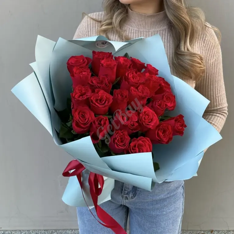 Букет из 25 красных роз
