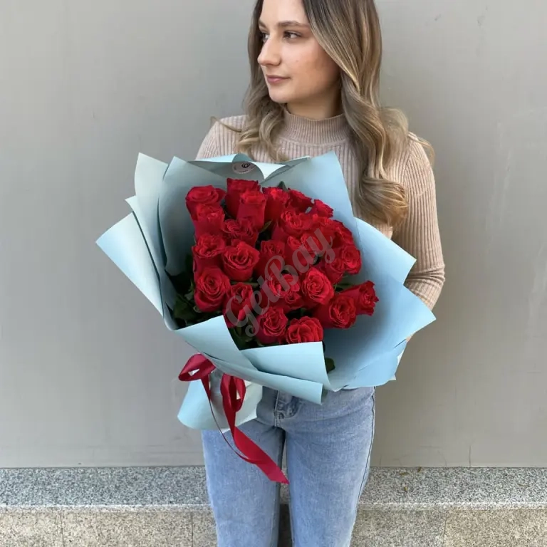 Букет из 25 красных роз
